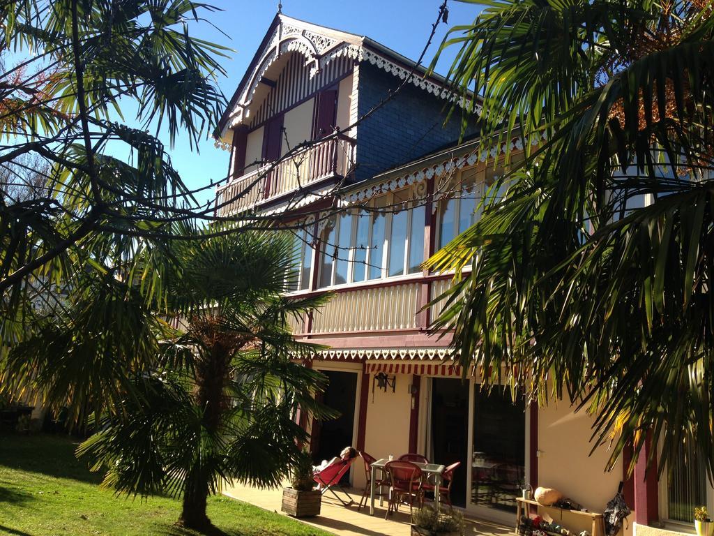 Chalet Des Palmiers Bagnères-de-Bigorre Buitenkant foto